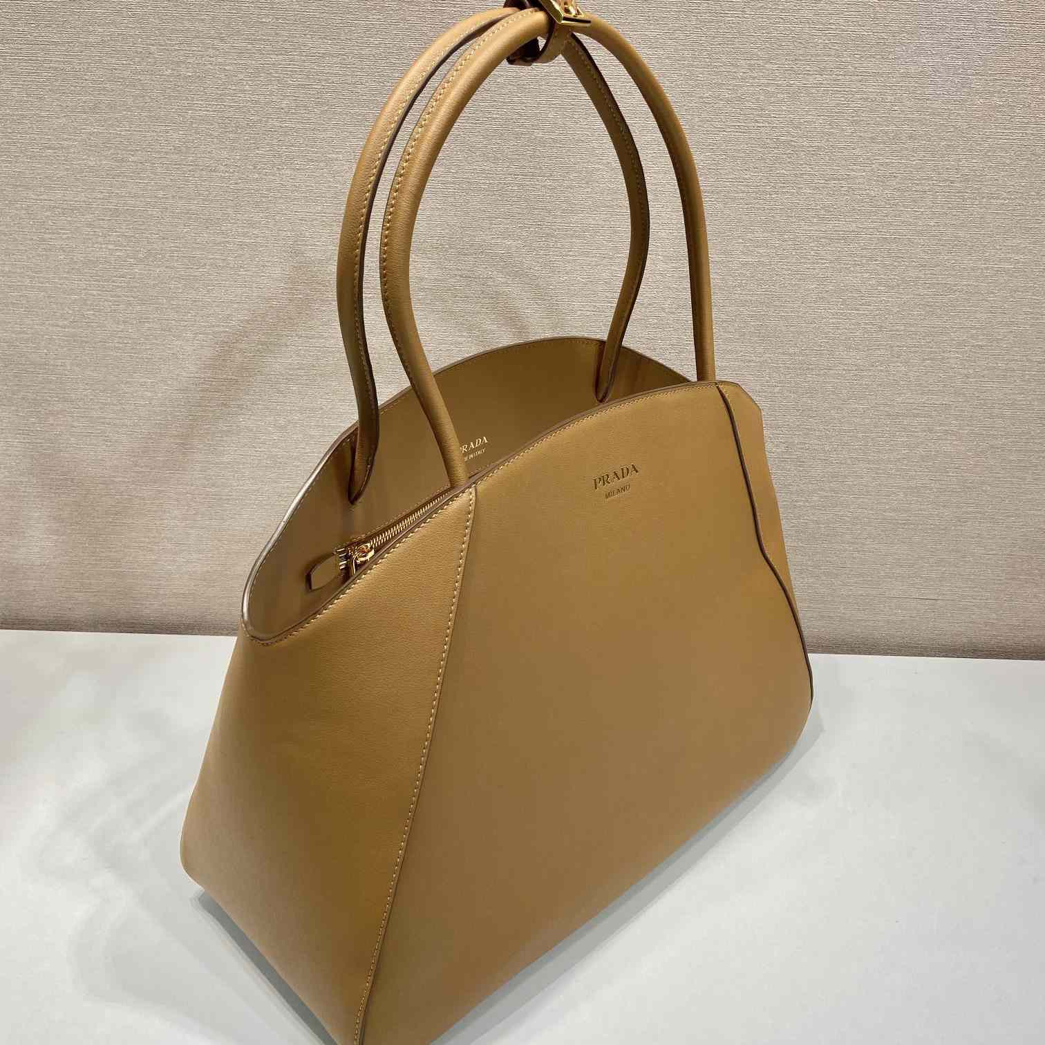 Prada Large Leather Tote Bag - DopestKickz