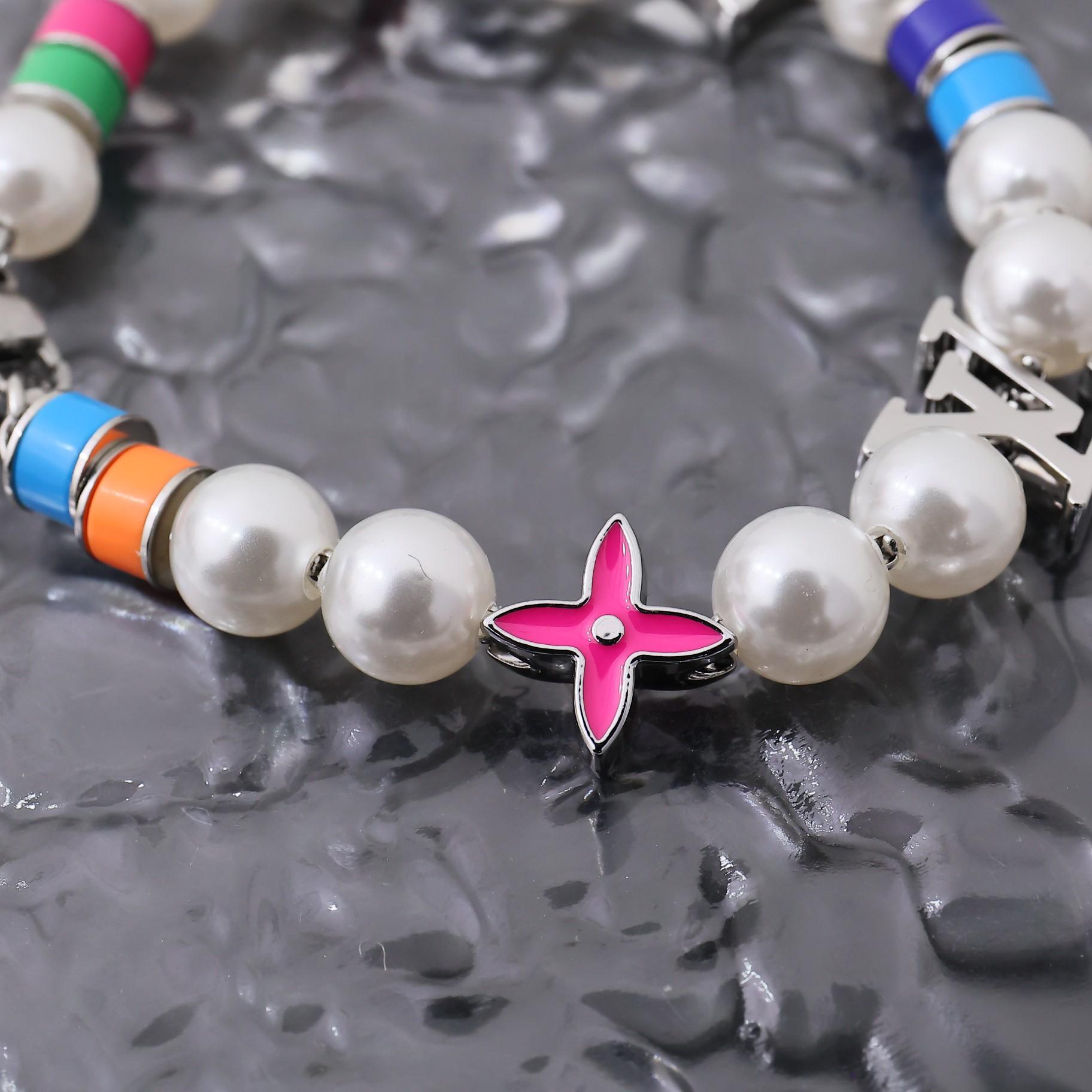 Louis Vuitton MNG Pearls Party Bracelet    M1264A - DopestKickz