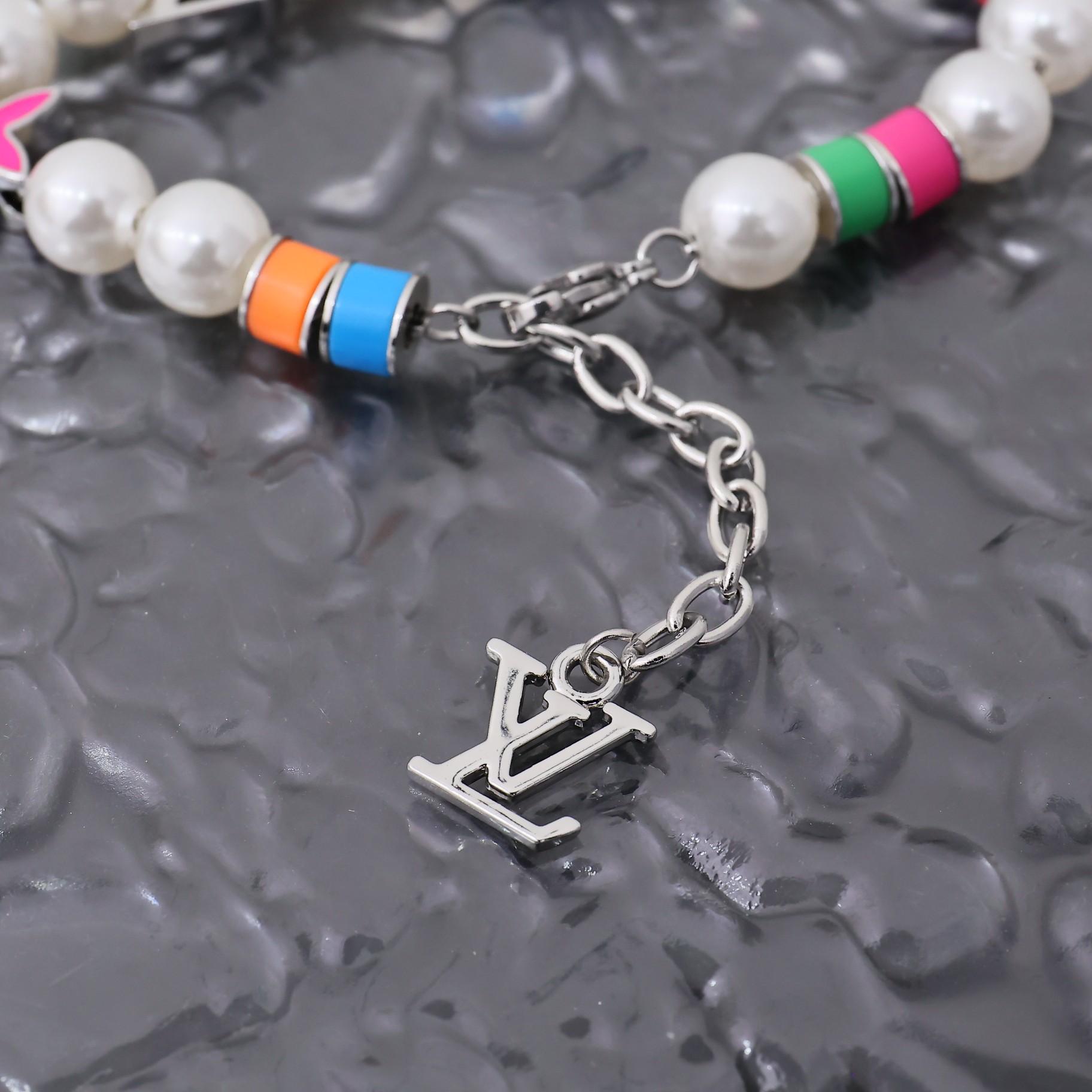 Louis Vuitton MNG Pearls Party Bracelet    M1264A - DopestKickz