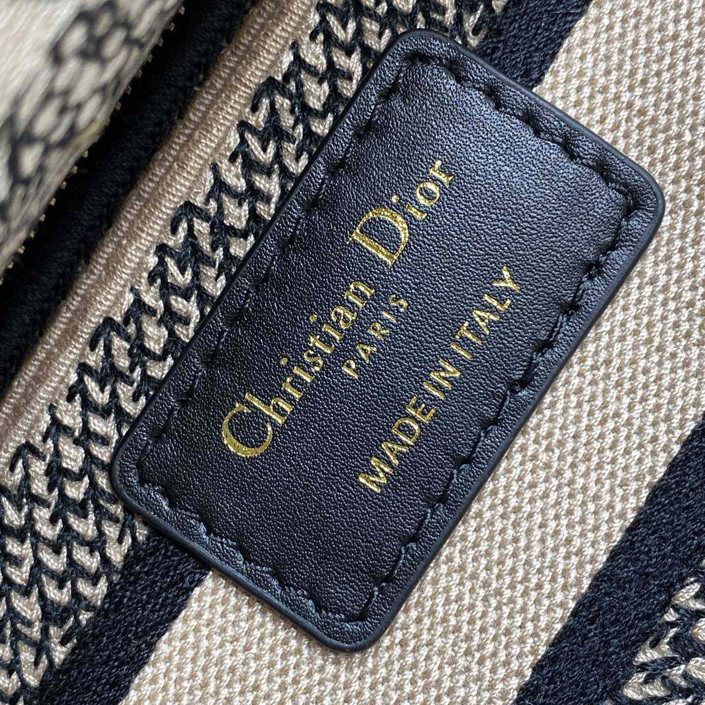 Dior Medium Lady D-Lite Bag - DopestKickz