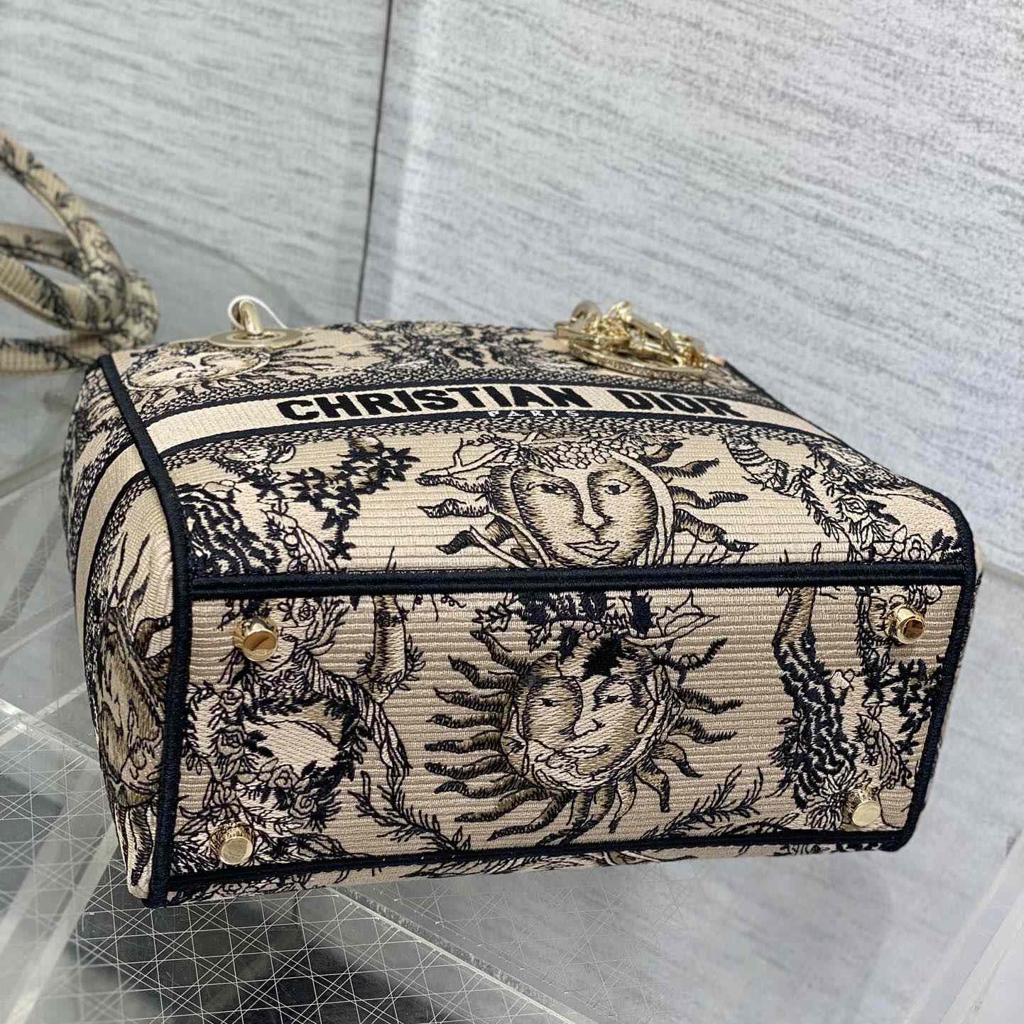 Dior Medium Lady D-Lite Bag - DopestKickz
