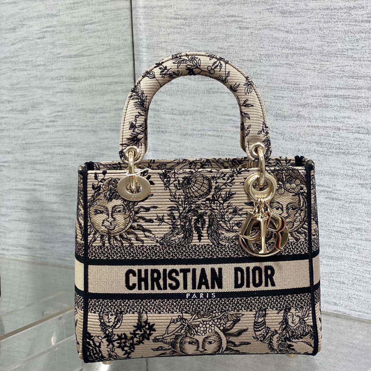 Dior Medium Lady D-Lite Bag - DopestKickz