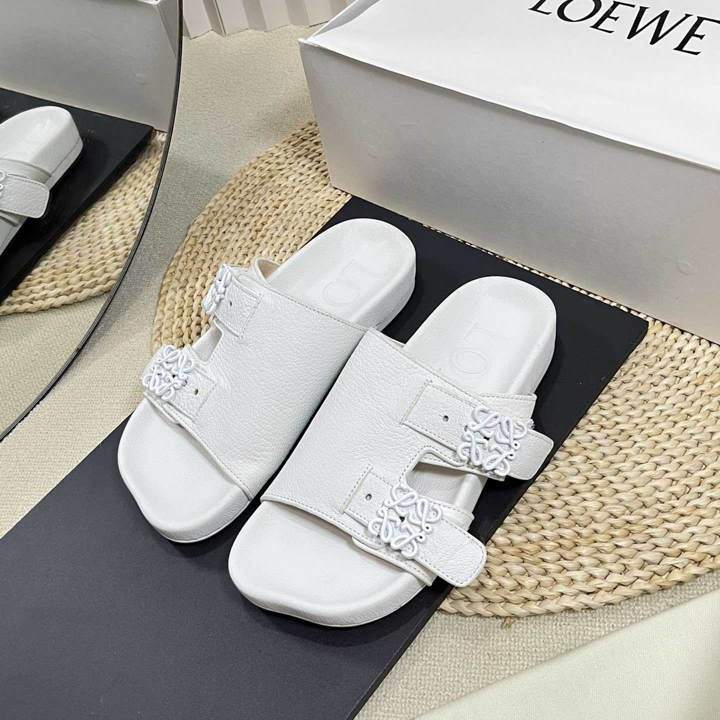 Loewe Ease slide In Goatskin - DopestKickz