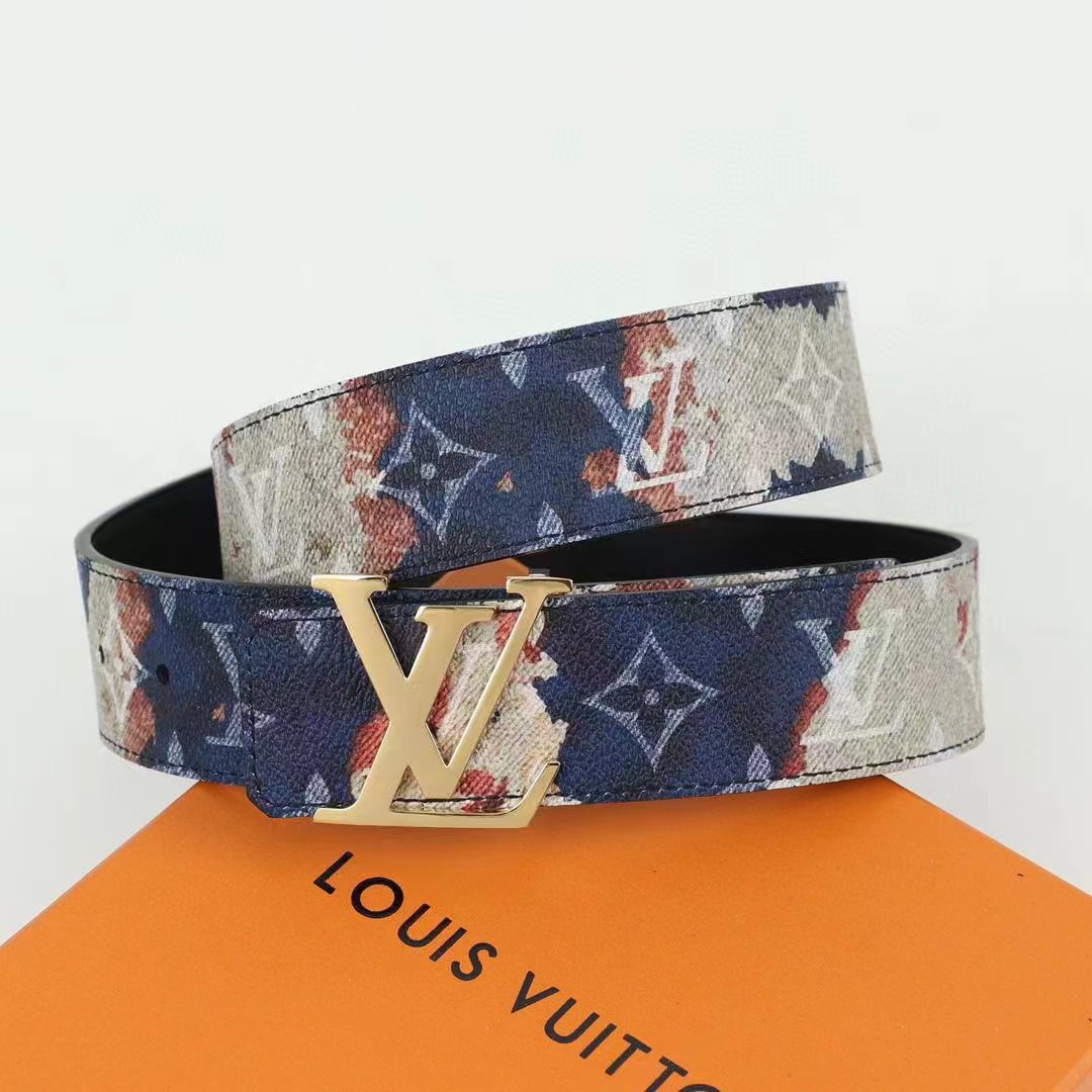 Louis Vuitton LV Initiales 40MM Reversible Belt     M8402S - DopestKickz