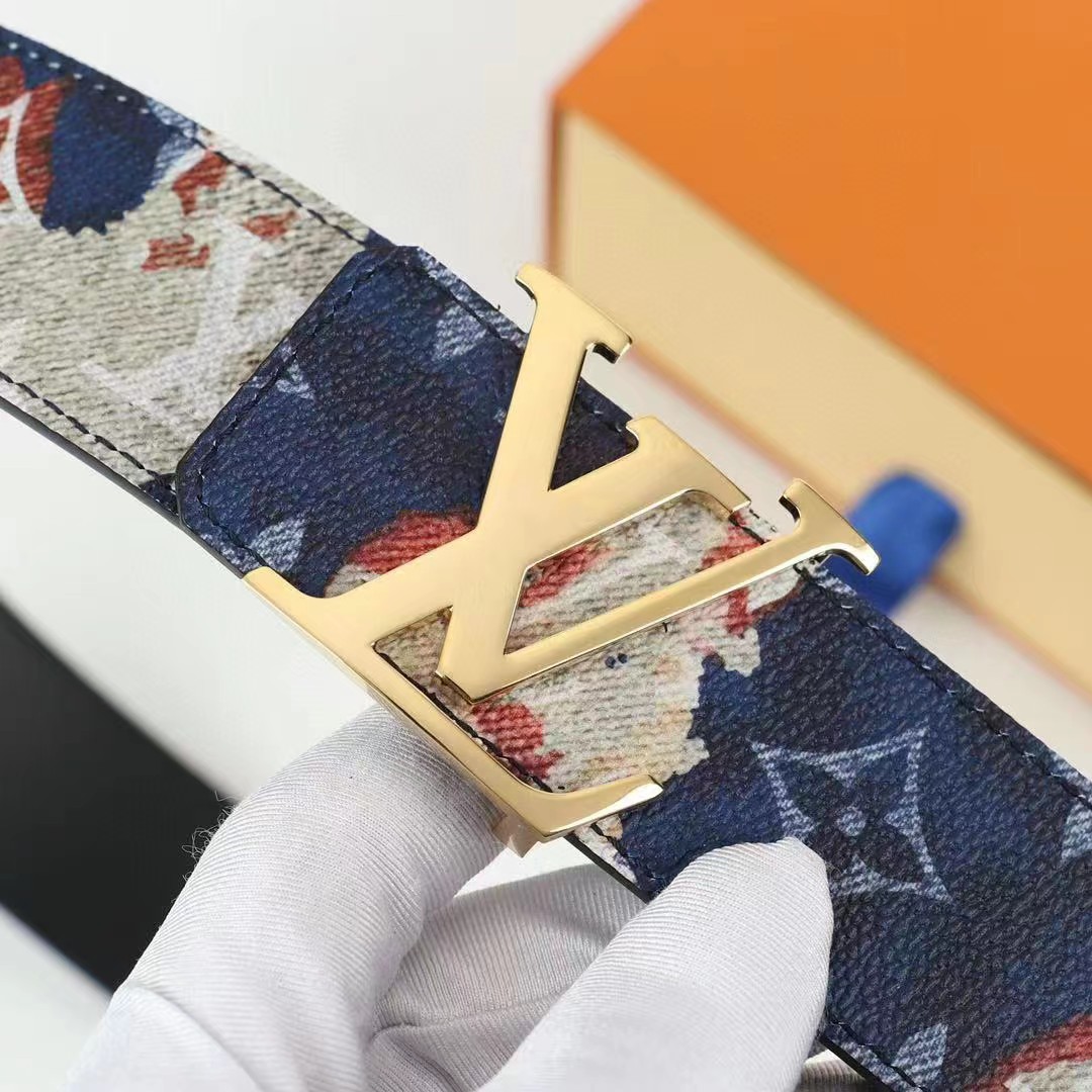 Louis Vuitton LV Initiales 40MM Reversible Belt     M8402S - DopestKickz