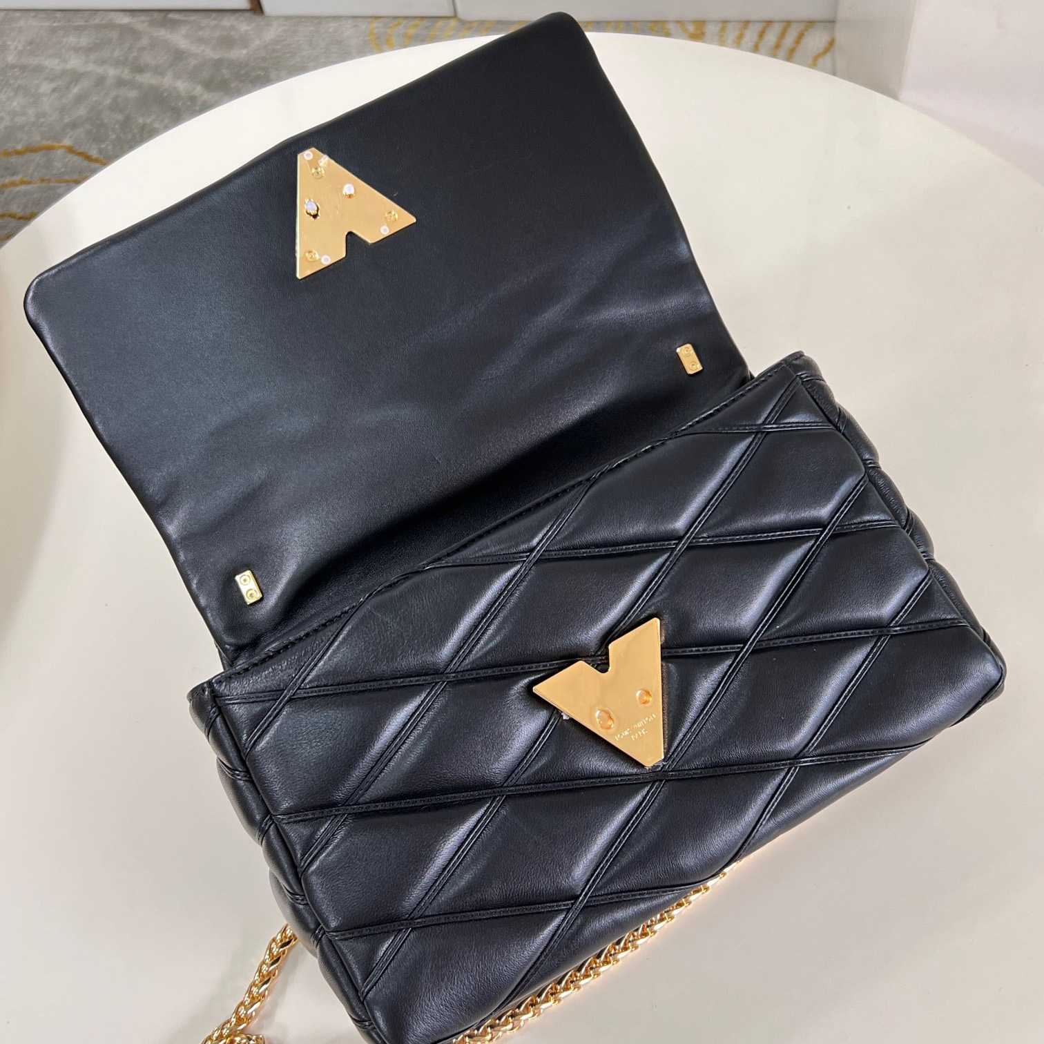 Louis Vuitton GO-14 GM   M23689 - DopestKickz