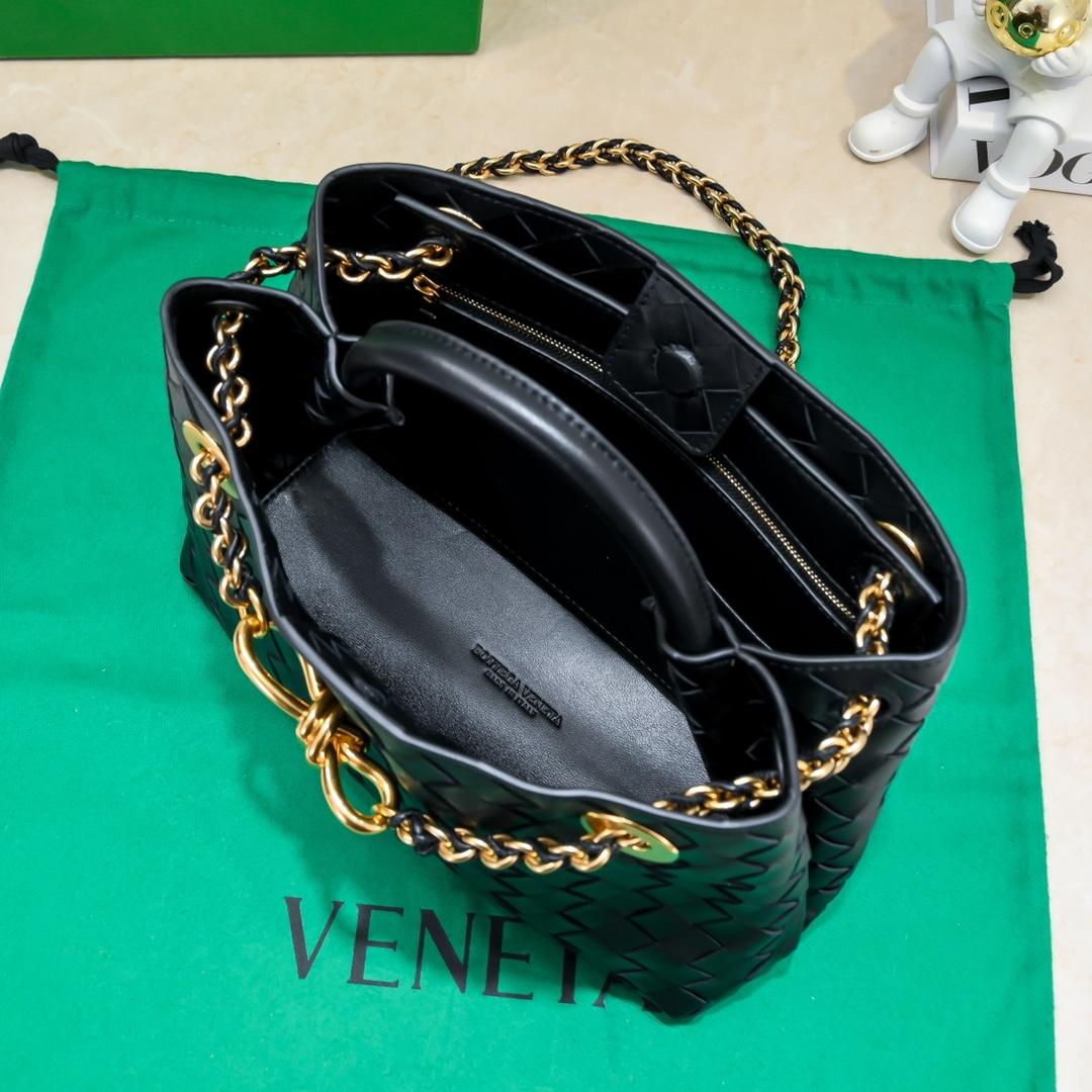 Bottega Veneta Small Andiamo With Chain - DopestKickz
