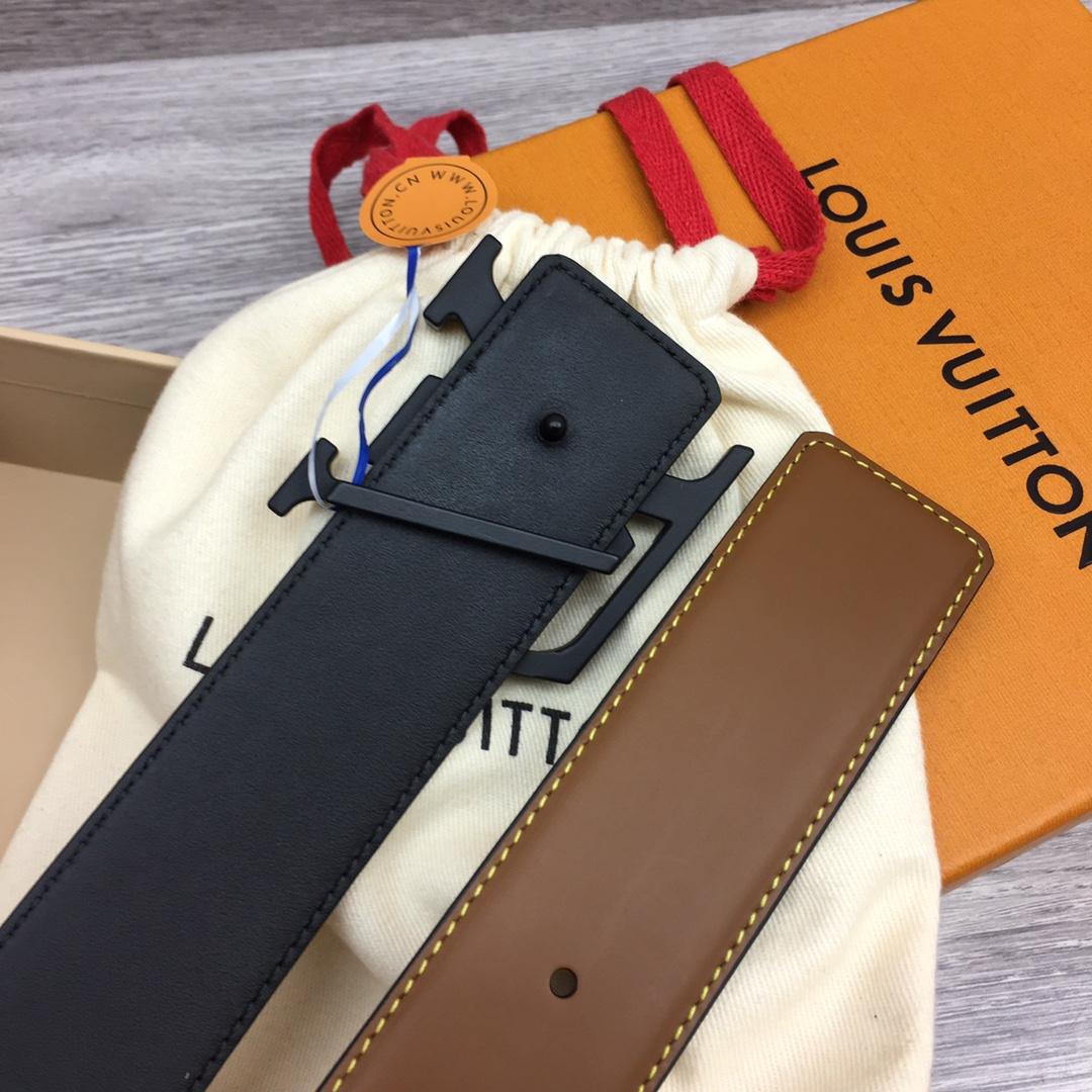 Louis Vuitton 40mm Reversible Belt    - DopestKickz