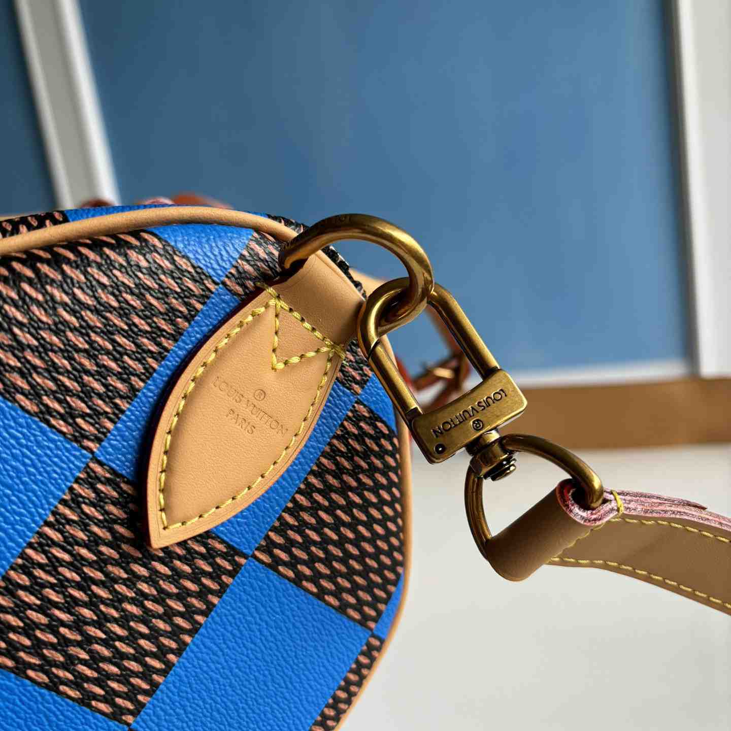 Louis Vuitton Speedy 25 Bandoulière Damier Pop   N40585 - DopestKickz