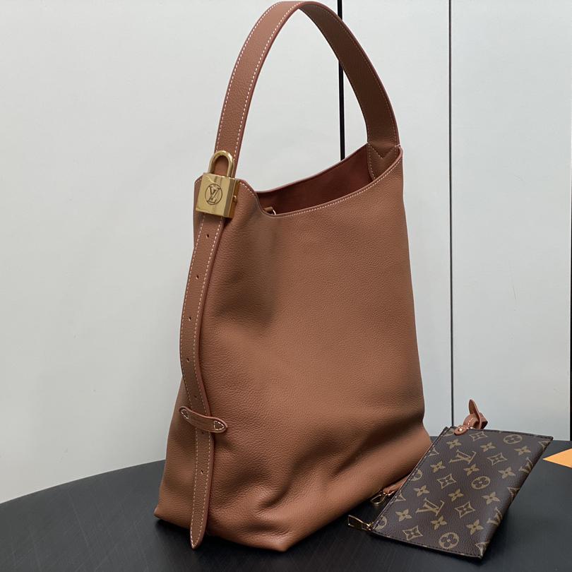 Louis Vuitton Low Key Hobo MM   M24974 - DopestKickz