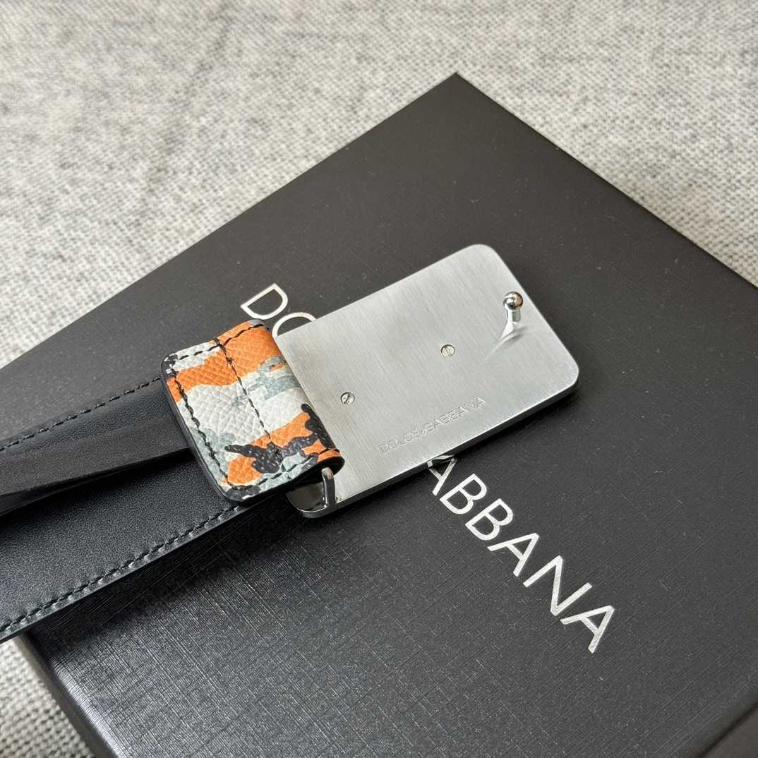 Dolce & Gabbana Camouflage-print Leather Belt - DopestKickz
