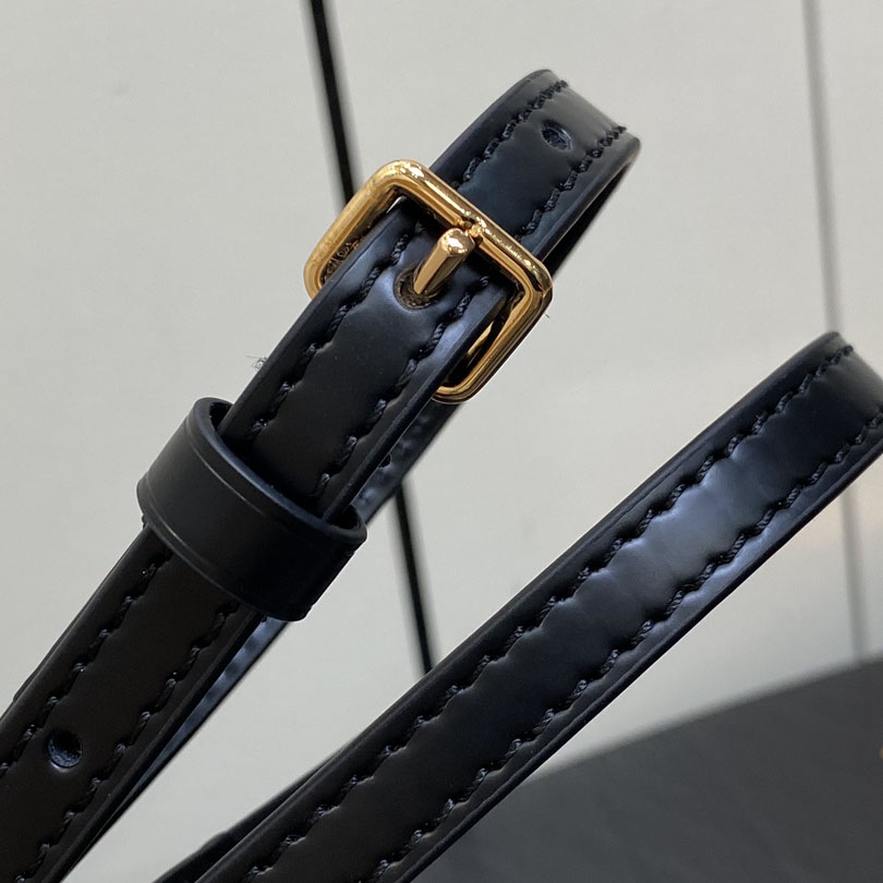 Louis Vuitton Twist West Pochette   M83077 - DopestKickz