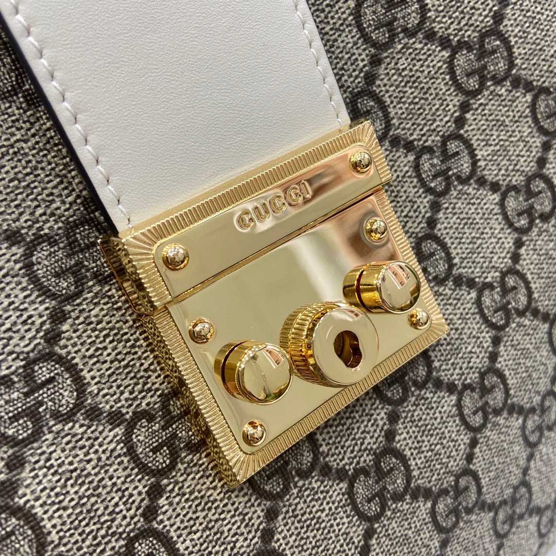 Gucci Padlock GG Medium Shoulder Bag - DopestKickz