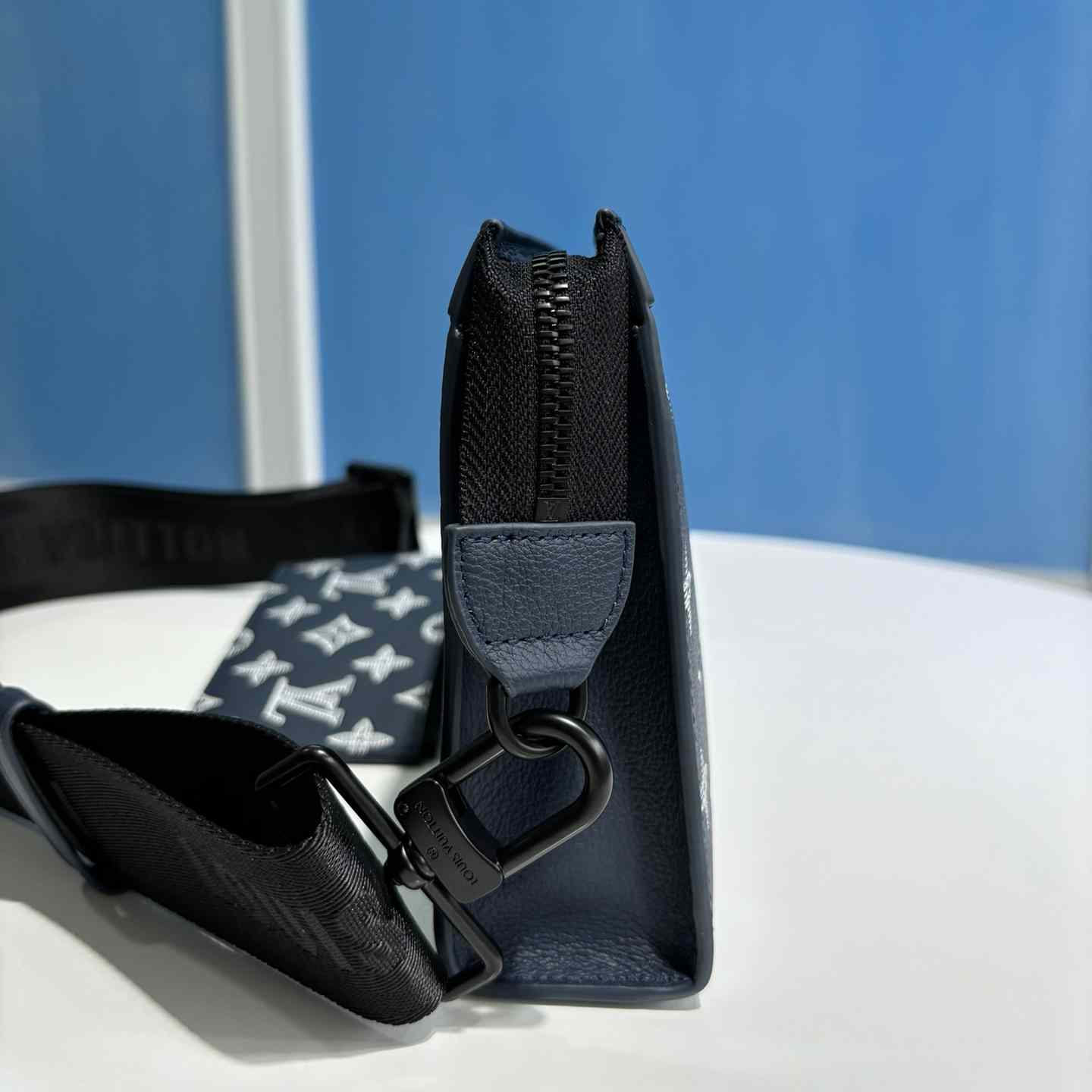 Louis Vuitton Gaston Wearable Wallet   M83384 - DopestKickz