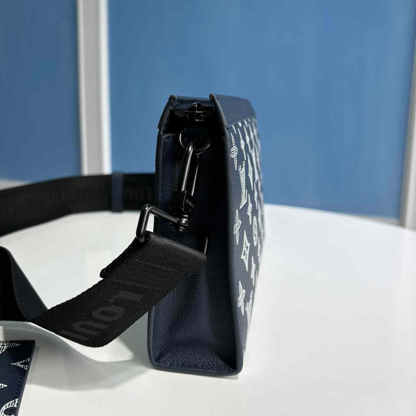 Louis Vuitton Gaston Wearable Wallet   M83384 - DopestKickz