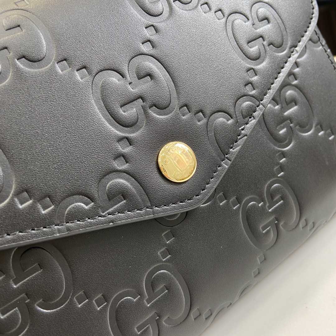 Gucci GG Chain Wallet - DopestKickz