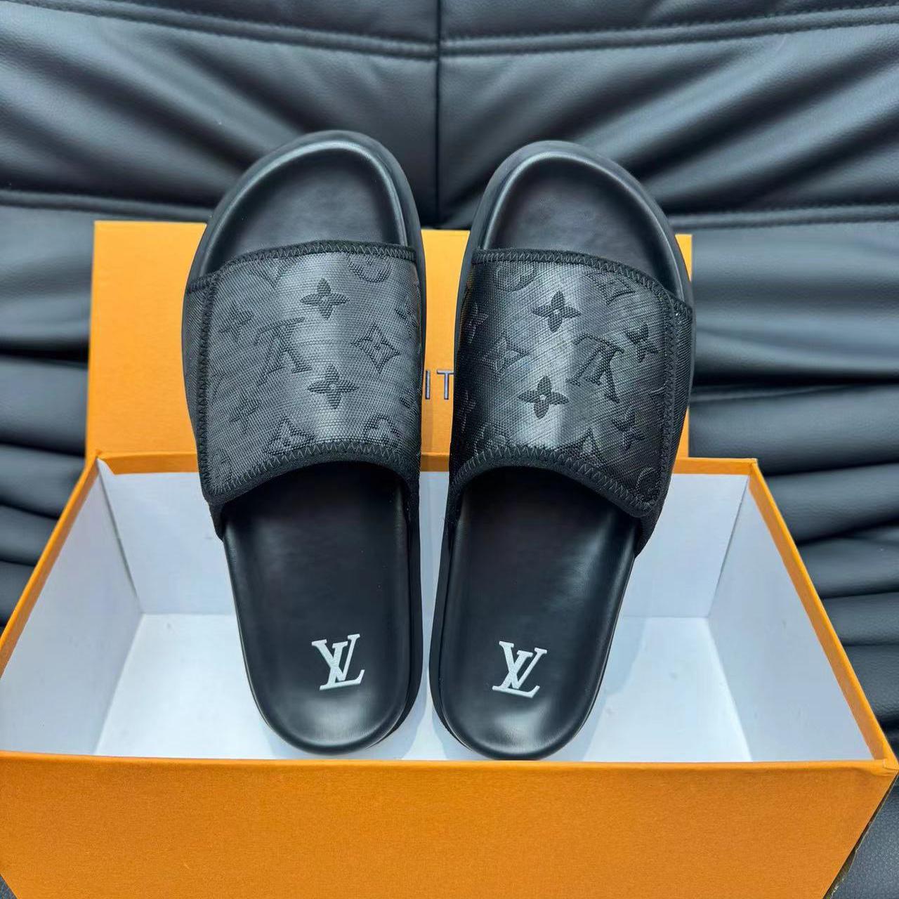 Louis Vuitton Miami Mule         1A9Z60 - DopestKickz