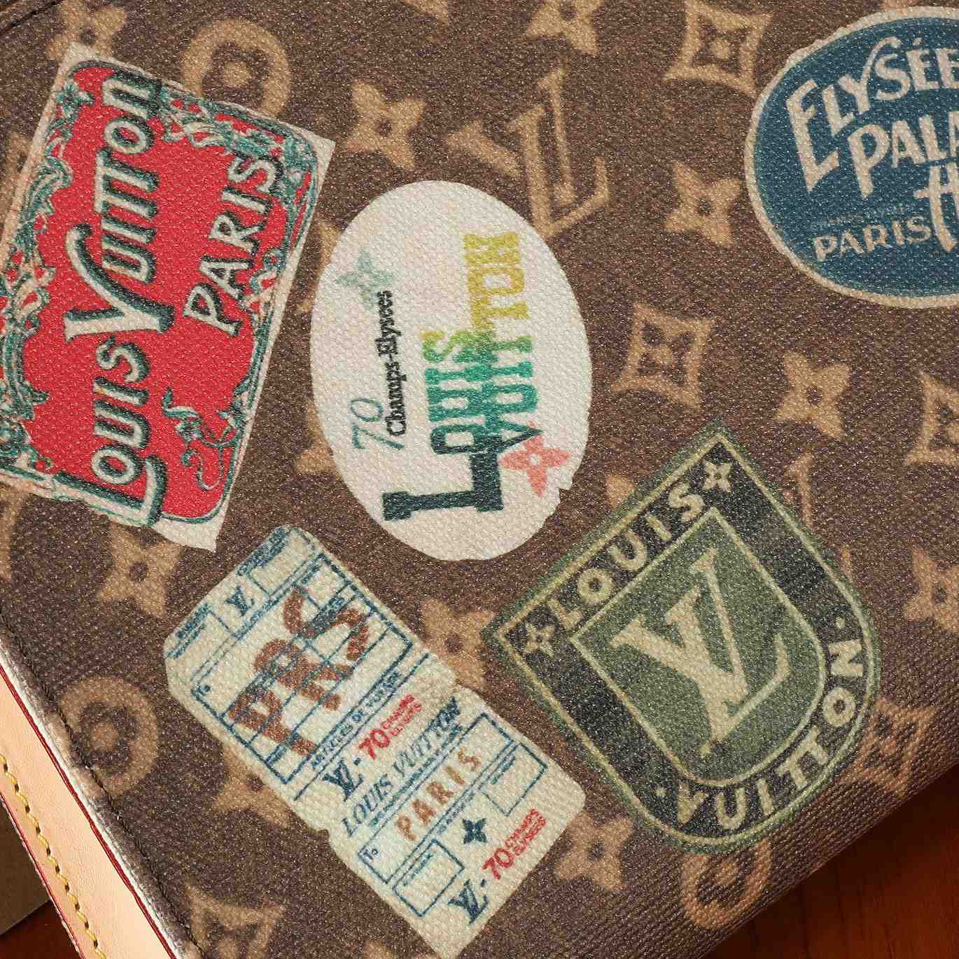 Louis Vuitton Toilet Pouch  M83487 - DopestKickz