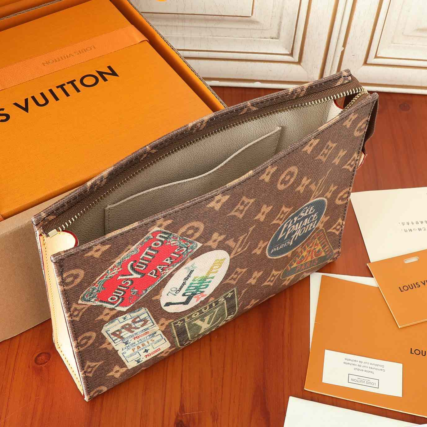 Louis Vuitton Toilet Pouch  M83487 - DopestKickz