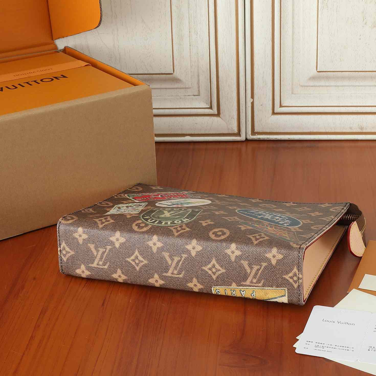 Louis Vuitton Toilet Pouch  M83487 - DopestKickz