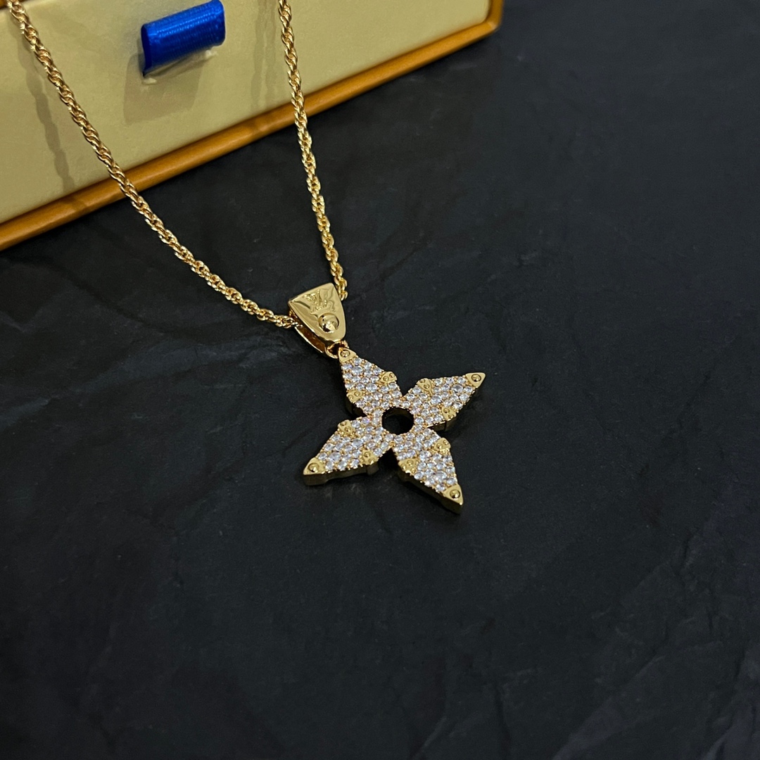 Louis Vuitton LV Rope Pendant   M01751 - DopestKickz