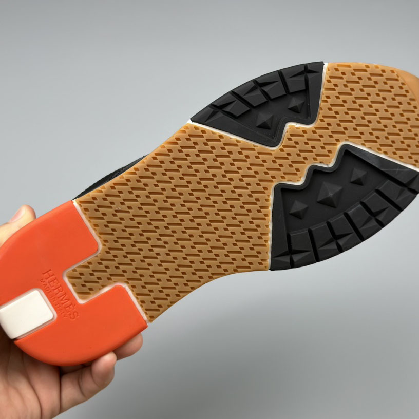 Hermes Trail sneaker - DopestKickz