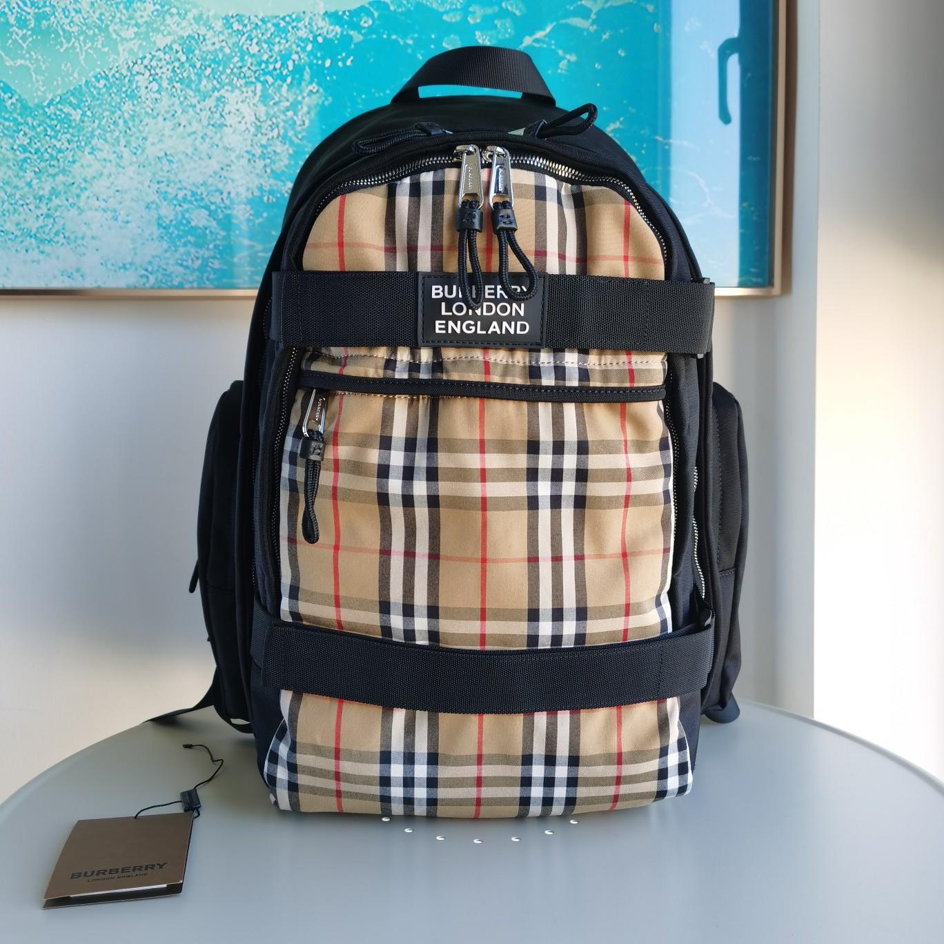 Burberry Large Cooper Backpack (30×20×49cm) - DopestKickz