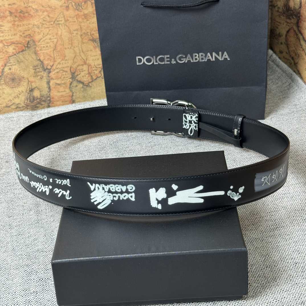 Dolce & Gabbana Graffiti-print Logo-buckle Belt - DopestKickz
