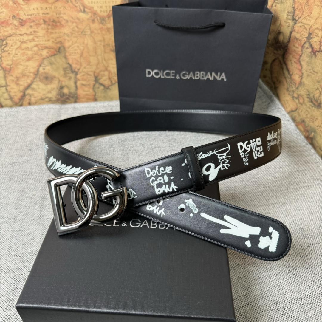 Dolce & Gabbana Graffiti-print Logo-buckle Belt - DopestKickz