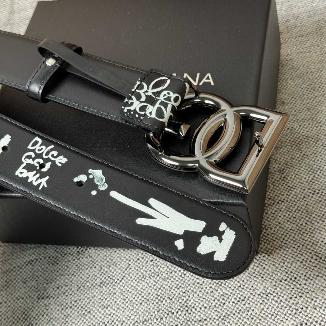 Dolce & Gabbana Graffiti-print Logo-buckle Belt - DopestKickz