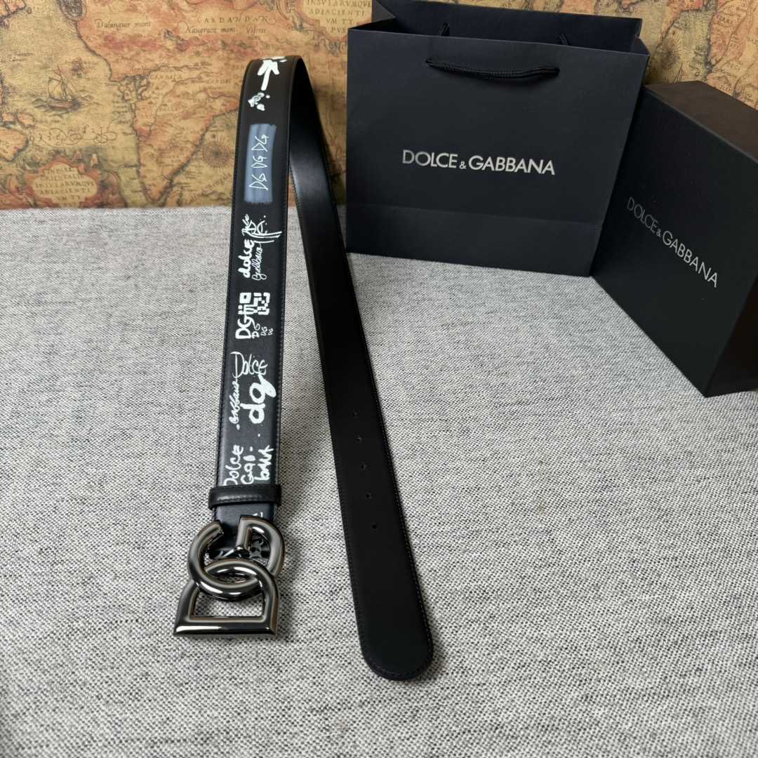 Dolce & Gabbana Graffiti-print Logo-buckle Belt - DopestKickz