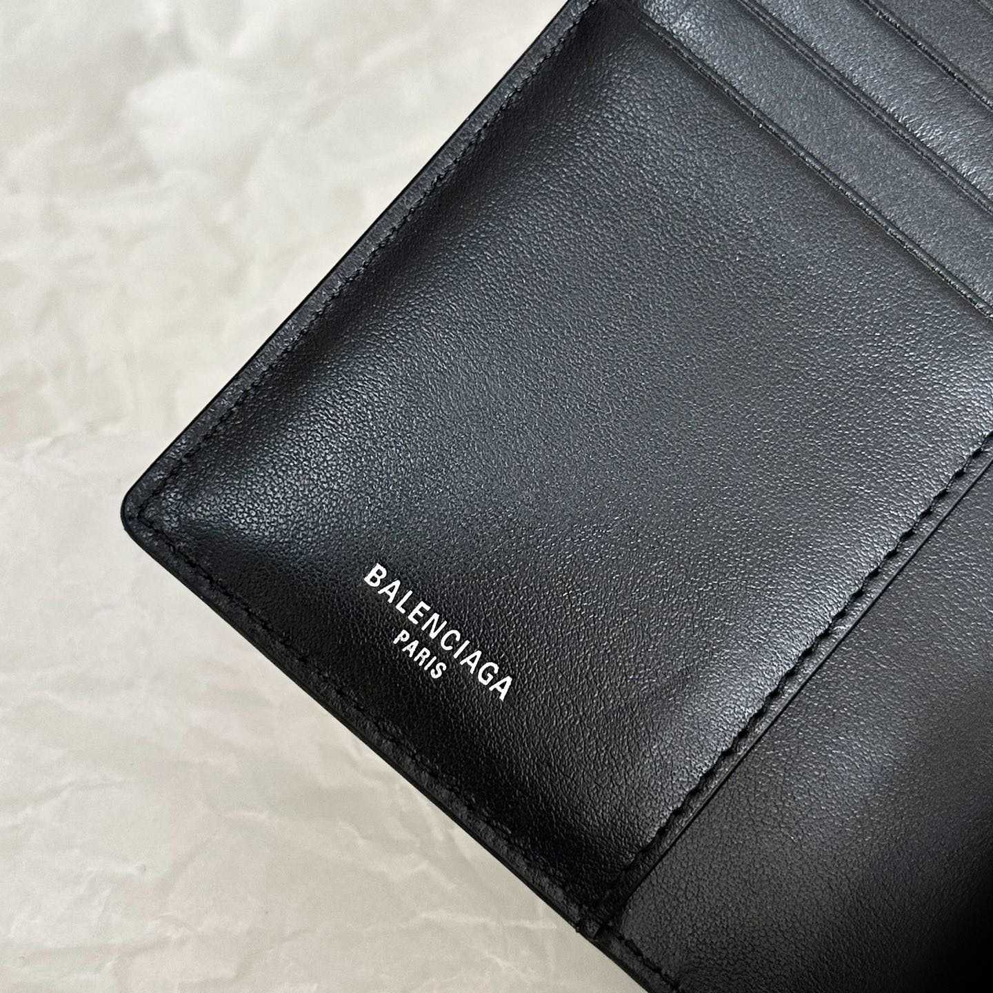 Balenciaga Passport Wallet  (14×10×1.5cm) - DopestKickz