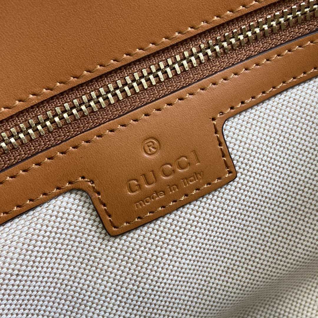 Gucci Luce Small Shoulder Bag - DopestKickz