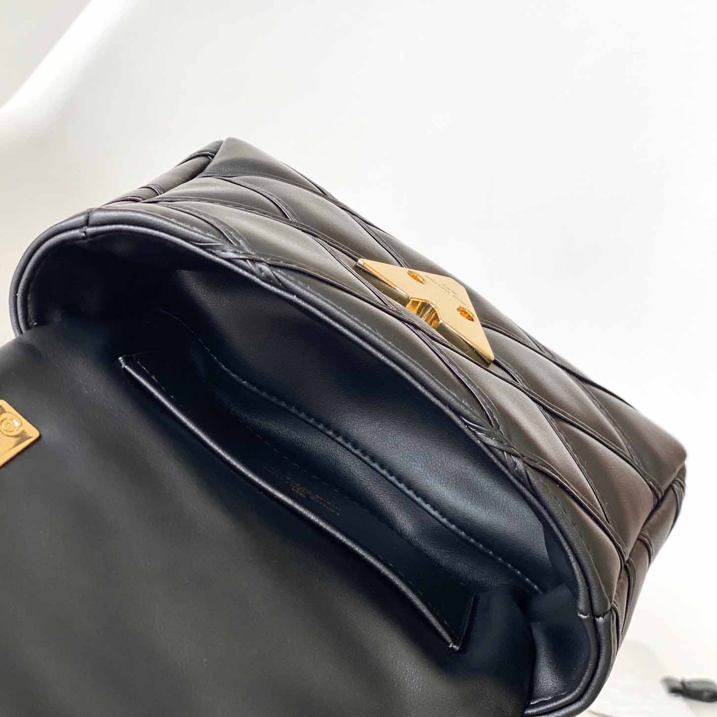 Louis Vuitton Pico GO-14   M23625 - DopestKickz