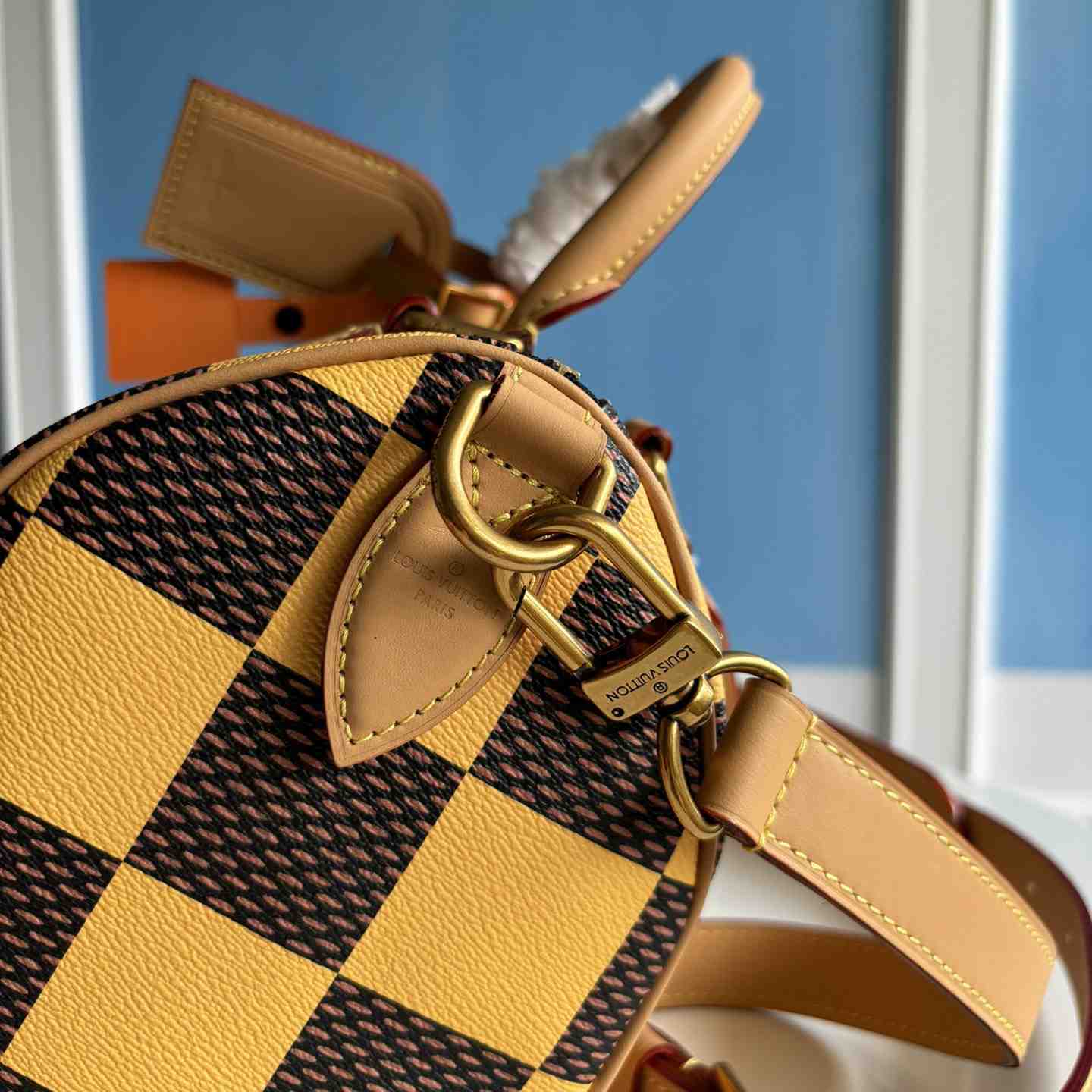Louis Vuitton Speedy 25 Bandoulière Damier Pop   N40584 - DopestKickz