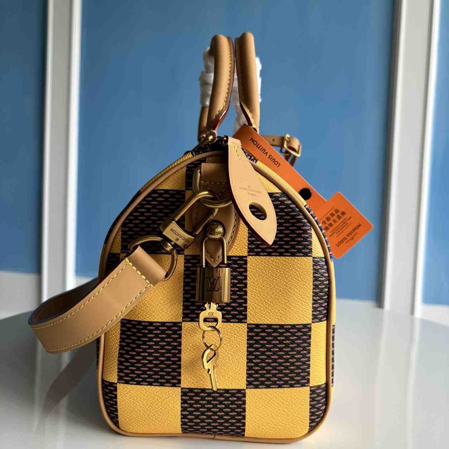 Louis Vuitton Speedy 25 Bandoulière Damier Pop   N40584 - DopestKickz