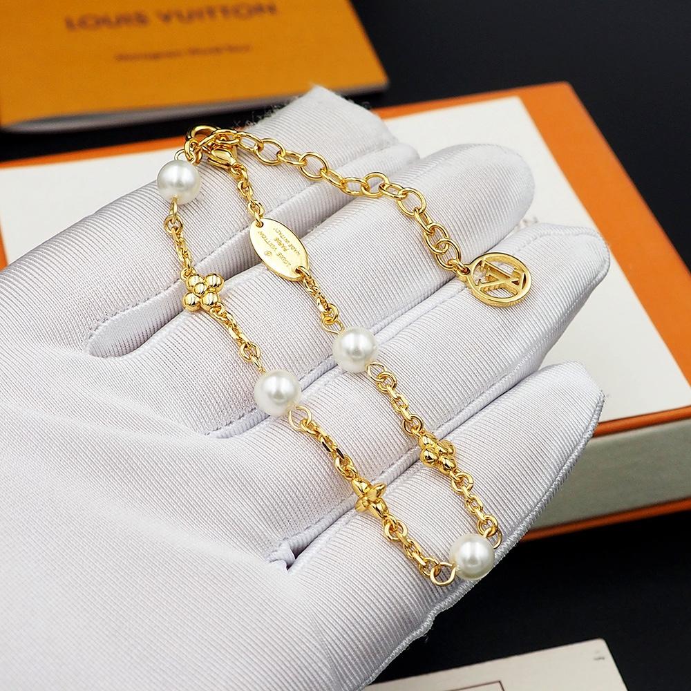Louis Vuitton Louisa Bracelet  M1429A - DopestKickz