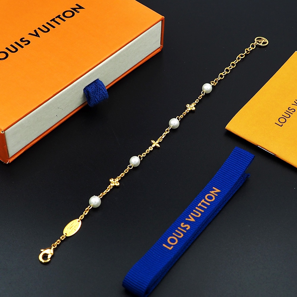 Louis Vuitton Louisa Bracelet  M1429A - DopestKickz