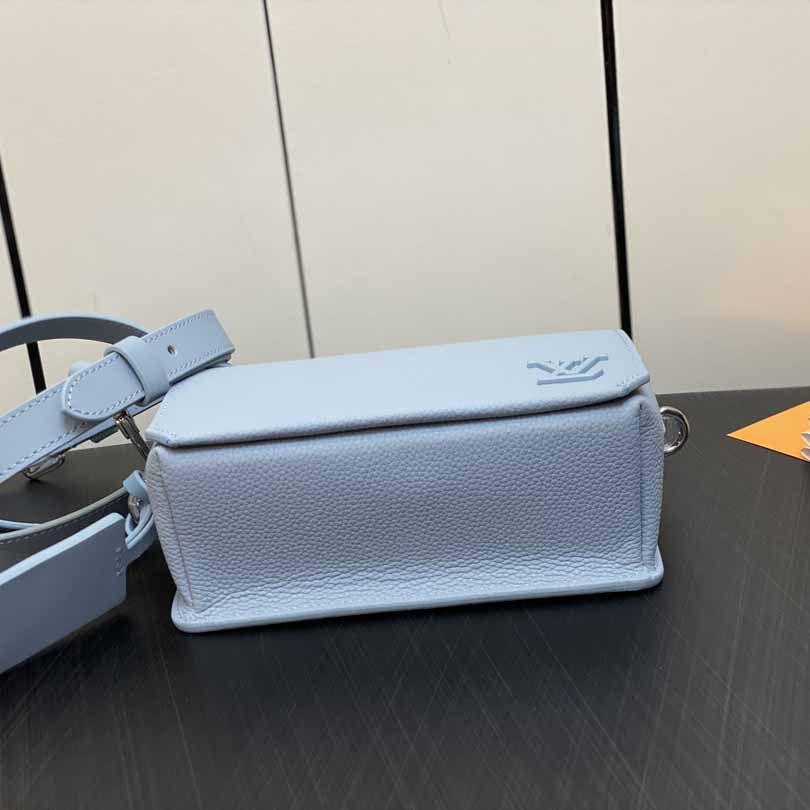 Louis Vuitton Fastline Wearable Wallet   M82804 - DopestKickz