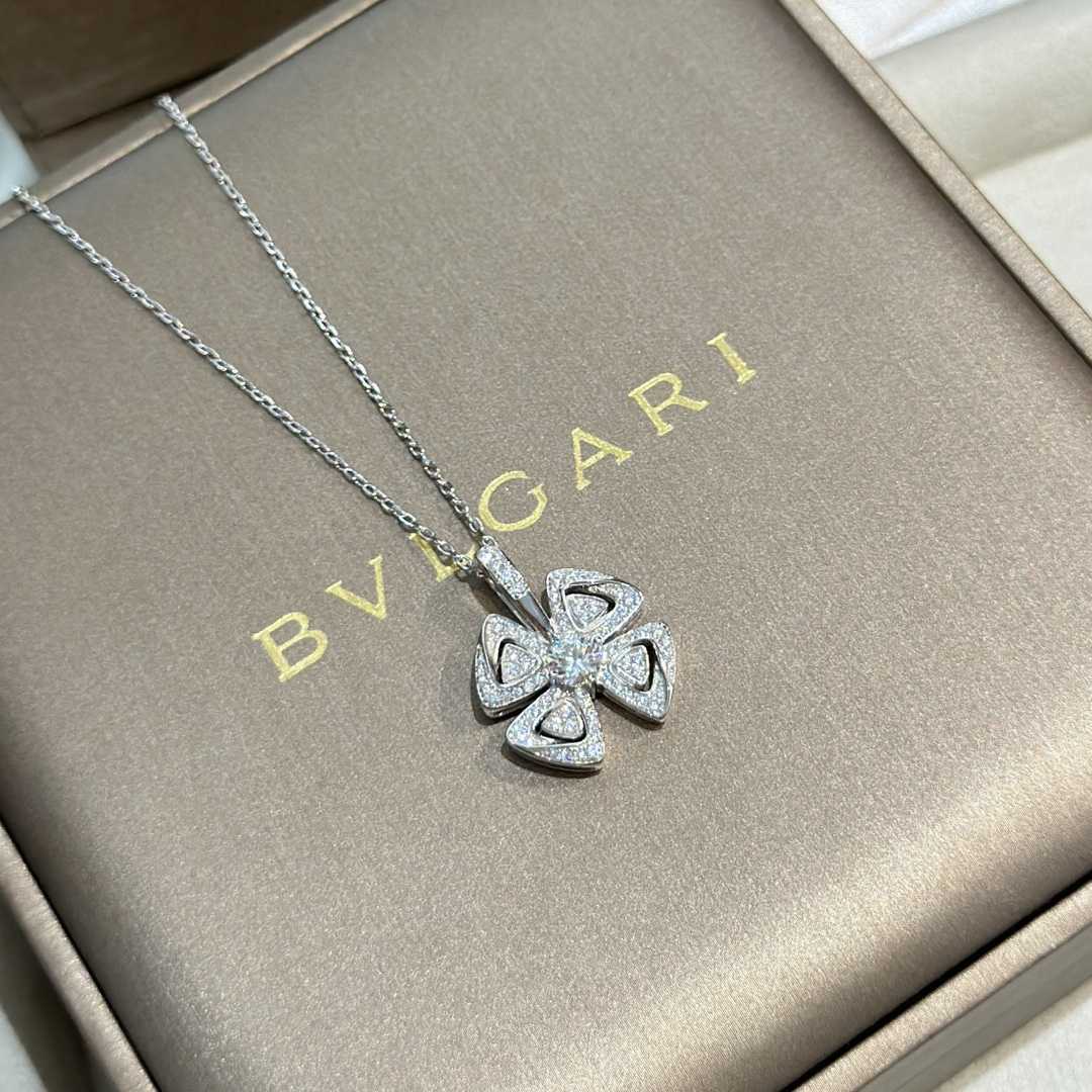 Bvlgari Fiorever Necklace - DopestKickz