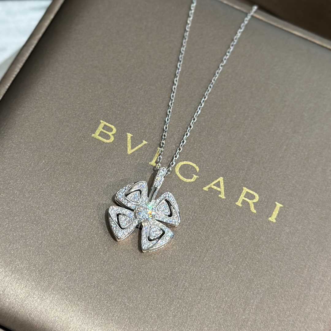Bvlgari Fiorever Necklace - DopestKickz