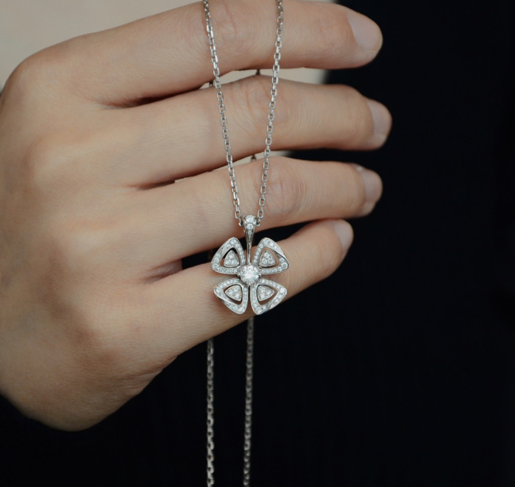 Bvlgari Fiorever Necklace - DopestKickz