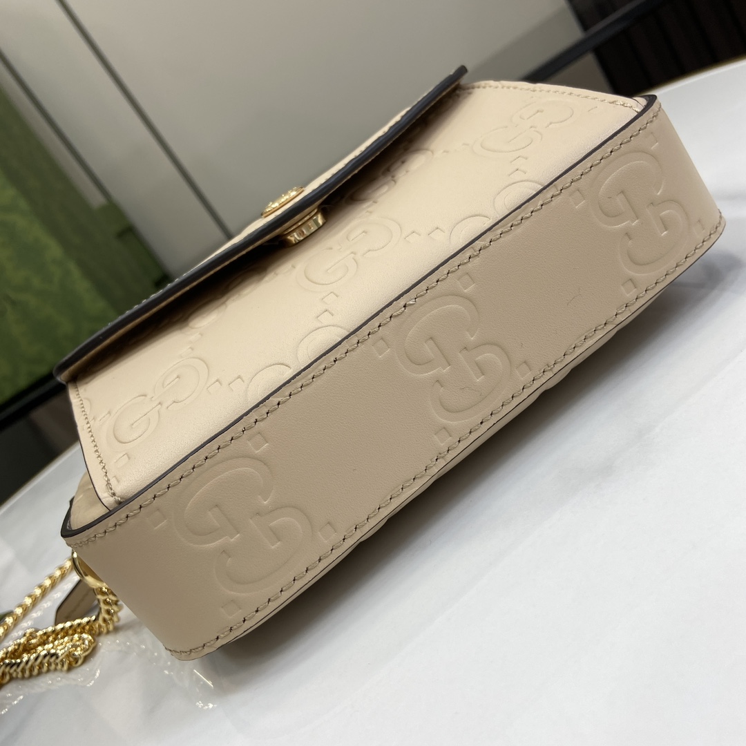 Gucci GG Super Mini Shoulder Bag - DopestKickz