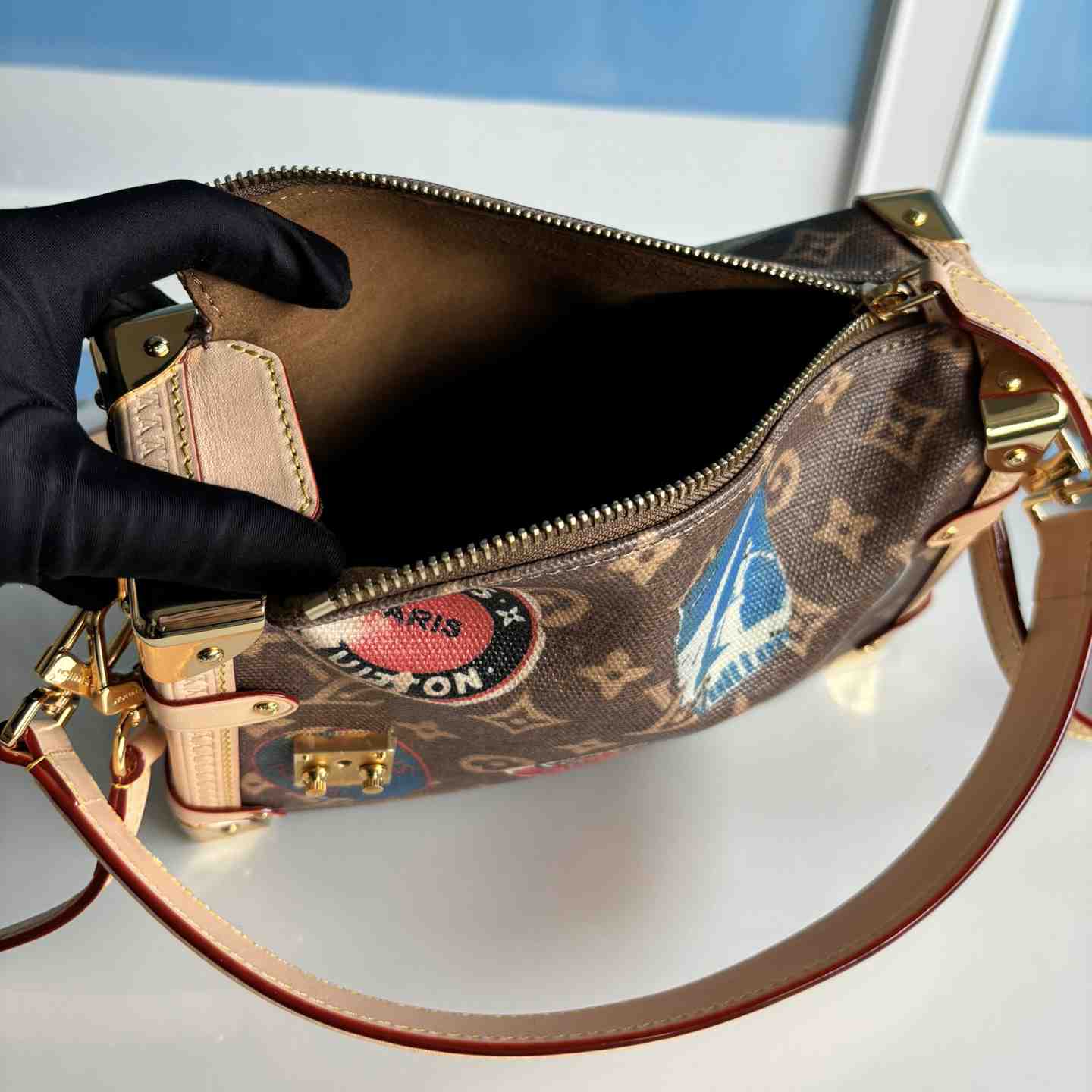 Louis Vuitton Side Trunk MM   M47085 - DopestKickz