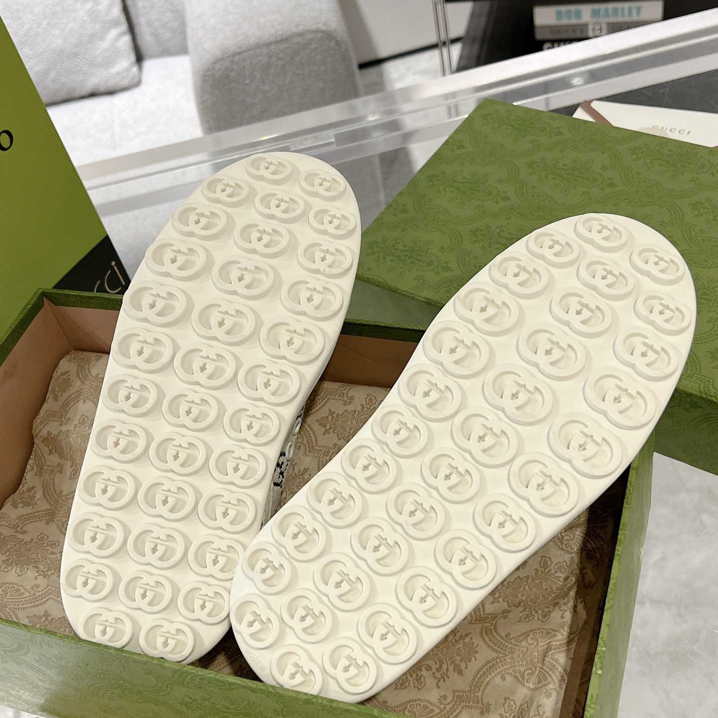 Gucci Women's GG Trainer  - DopestKickz