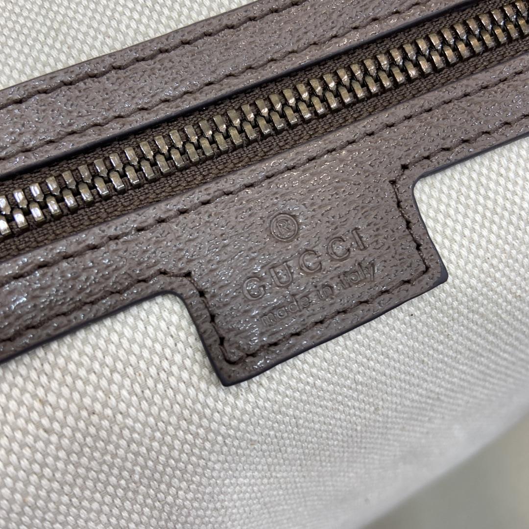 Gucci Savoy Large Duffle Bag - DopestKickz