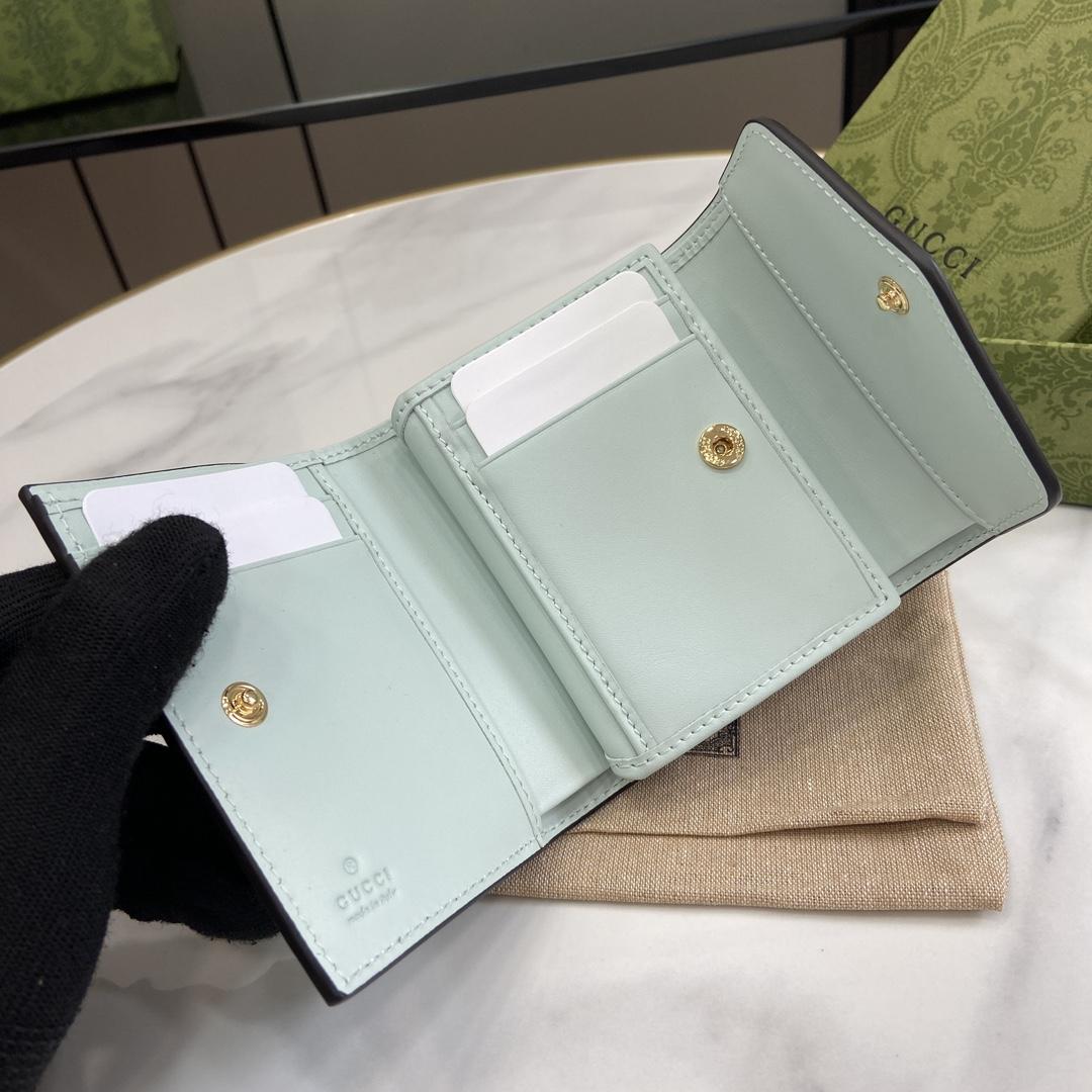 Gucci GG Medium Wallet - DopestKickz