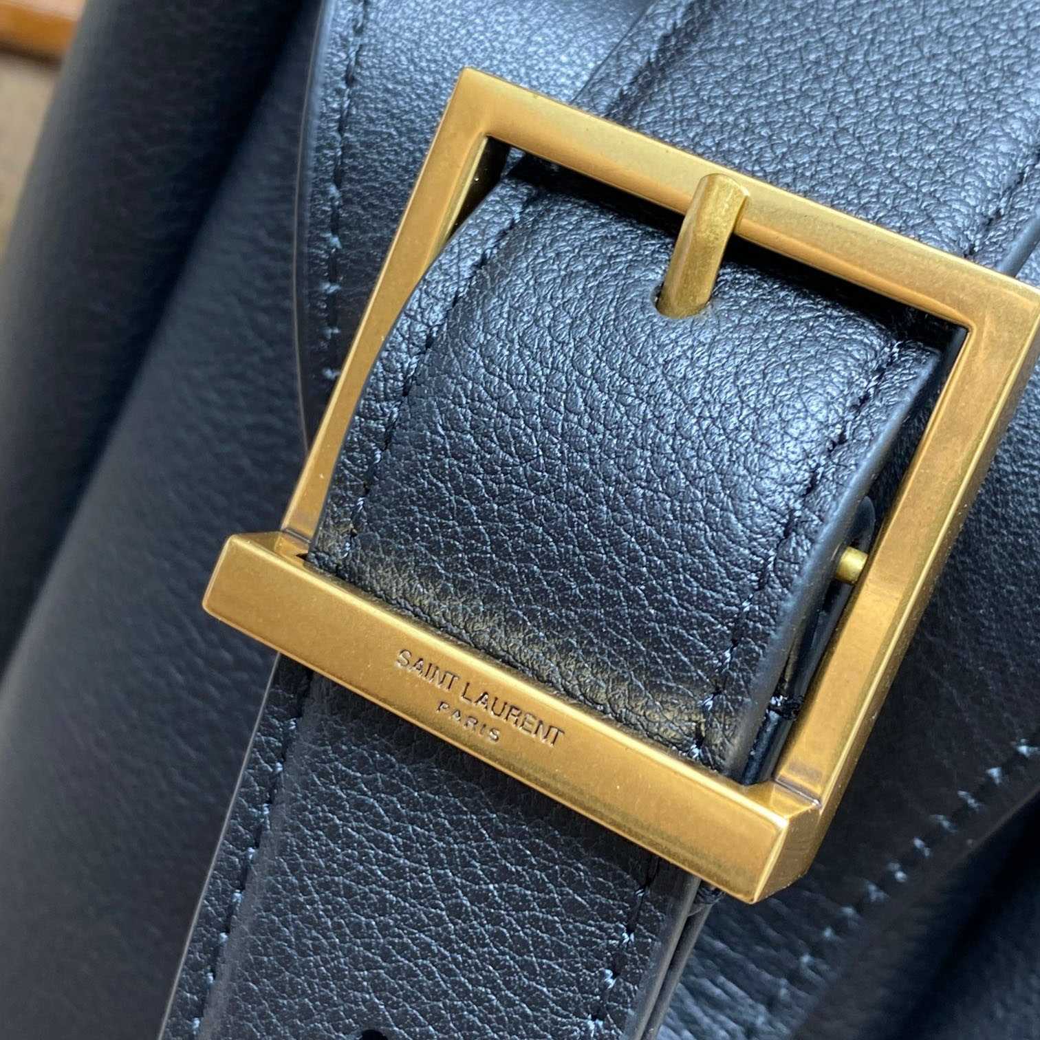 Saint Laurent Le 5 À 7 Supple Large In Smooth Leather - DopestKickz