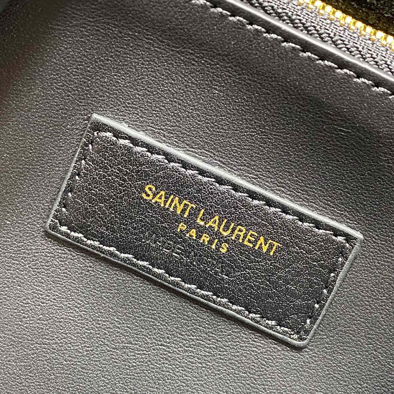 Saint Laurent Le 5 À 7 Supple Large In Smooth Leather - DopestKickz