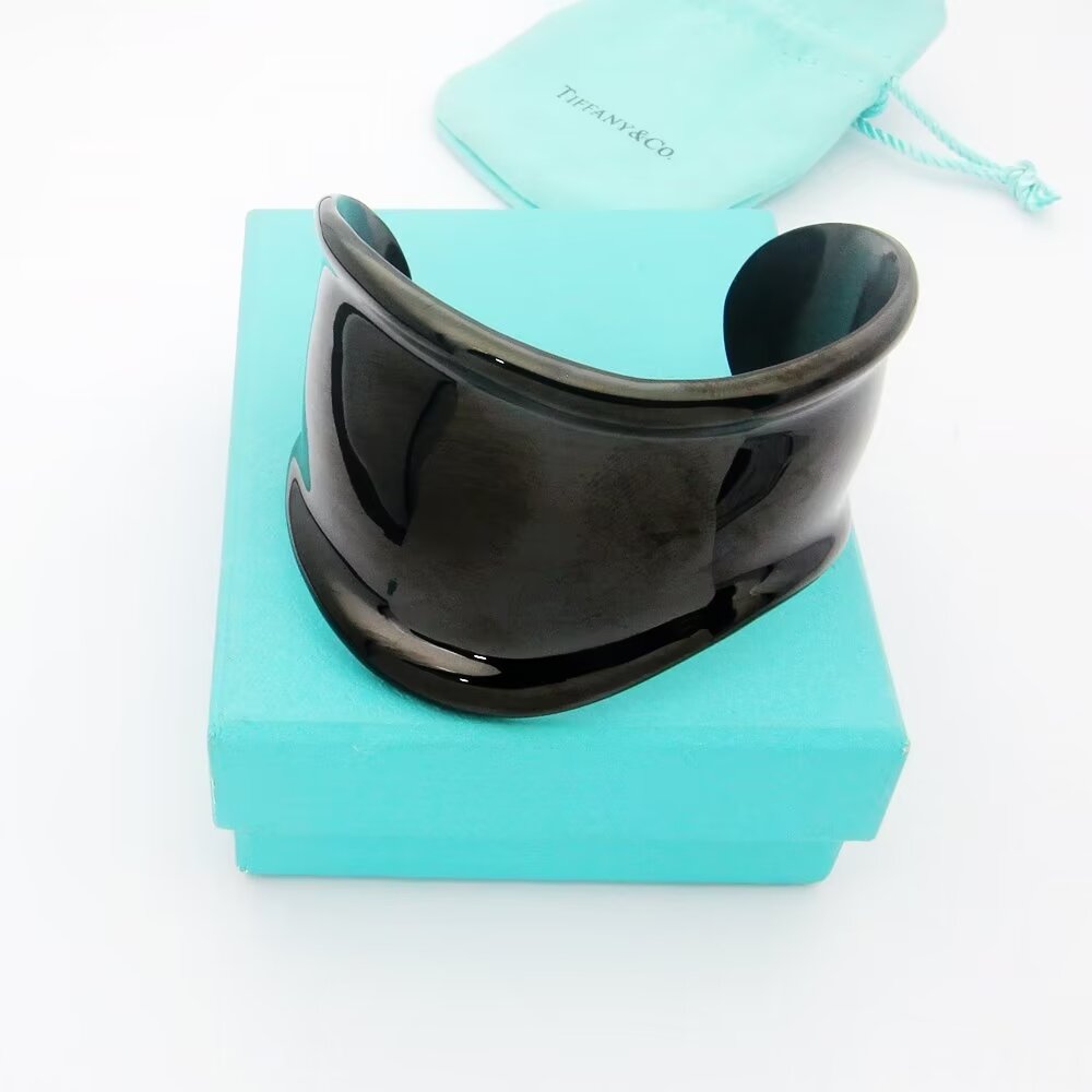Tiffany & Co. Elsa Peretti Small Bone Cuff - DopestKickz